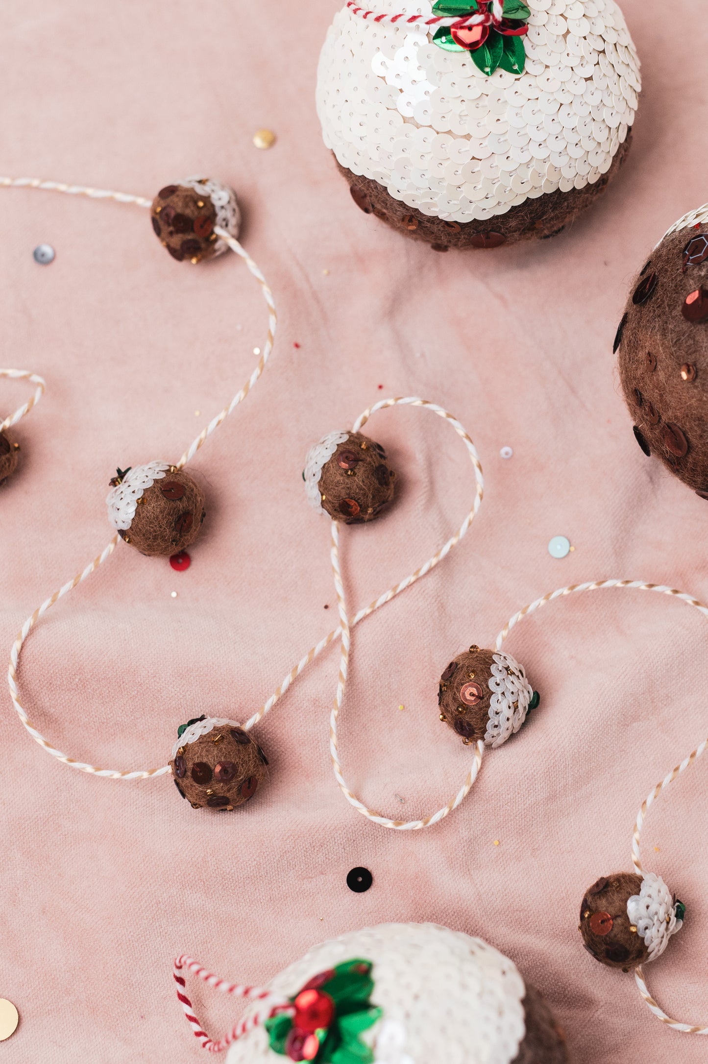 The Christmas Pudding Garland